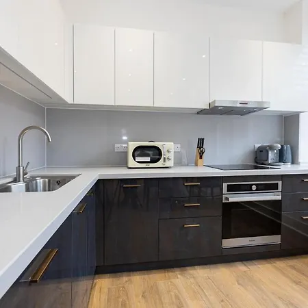 Superb 2Bd Apartment In China Town Manchester Exterior photo